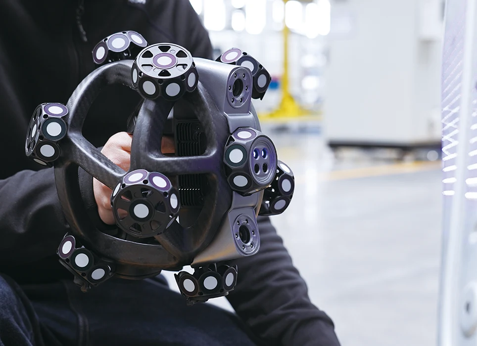 High accuracy portable 3D scanner for reverse engineering and inspection